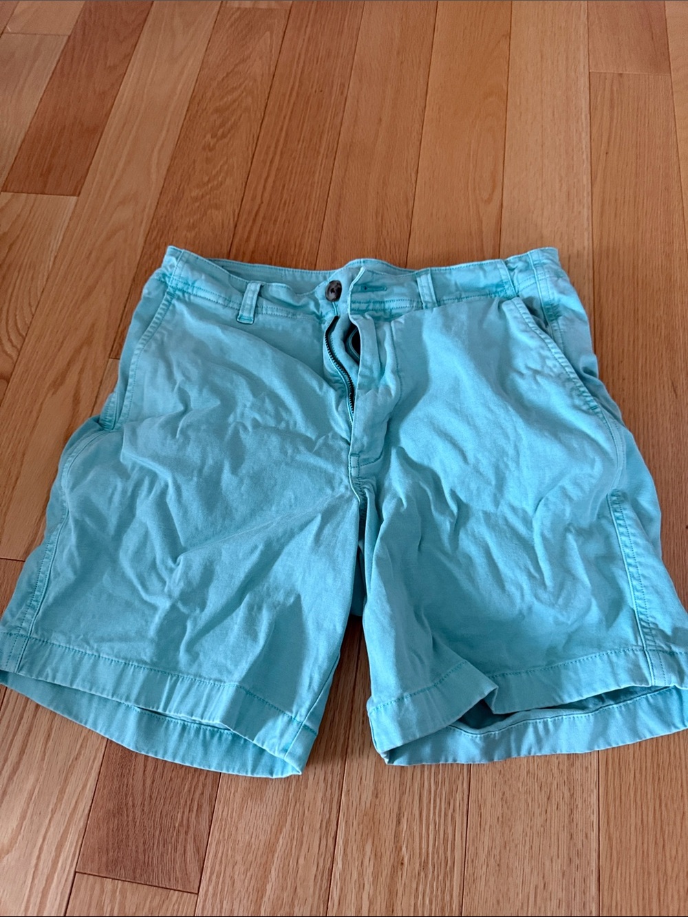 Vineyard Vines Women's Teal Bermuda Shorts